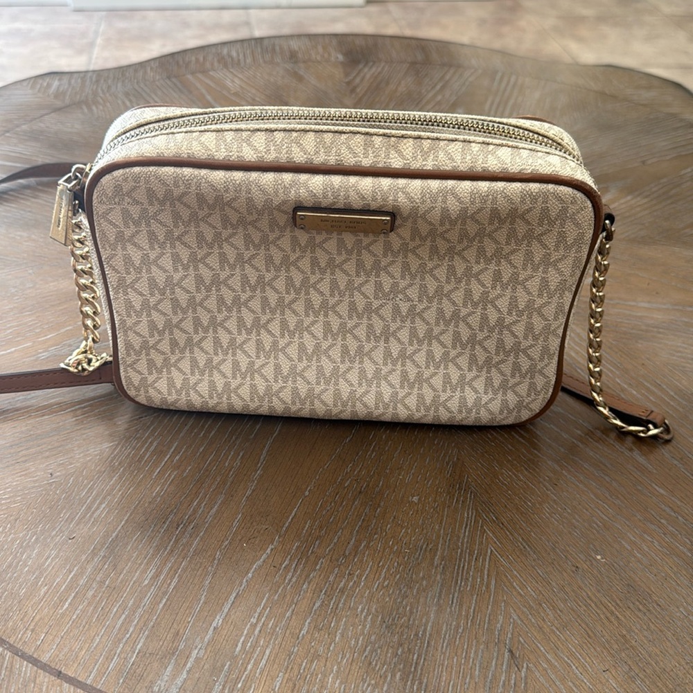 Small Michael Kors purse